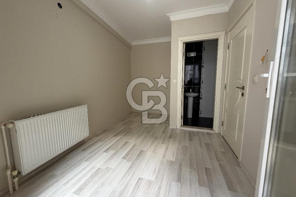 BORNOVA MERKEZDE 1+1 K. MUTFAKLI E. BANYOLU KİRALIK DAİRE