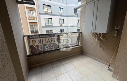 BORNOVA MERKEZDE 1+1 K. MUTFAKLI E. BANYOLU KİRALIK DAİRE