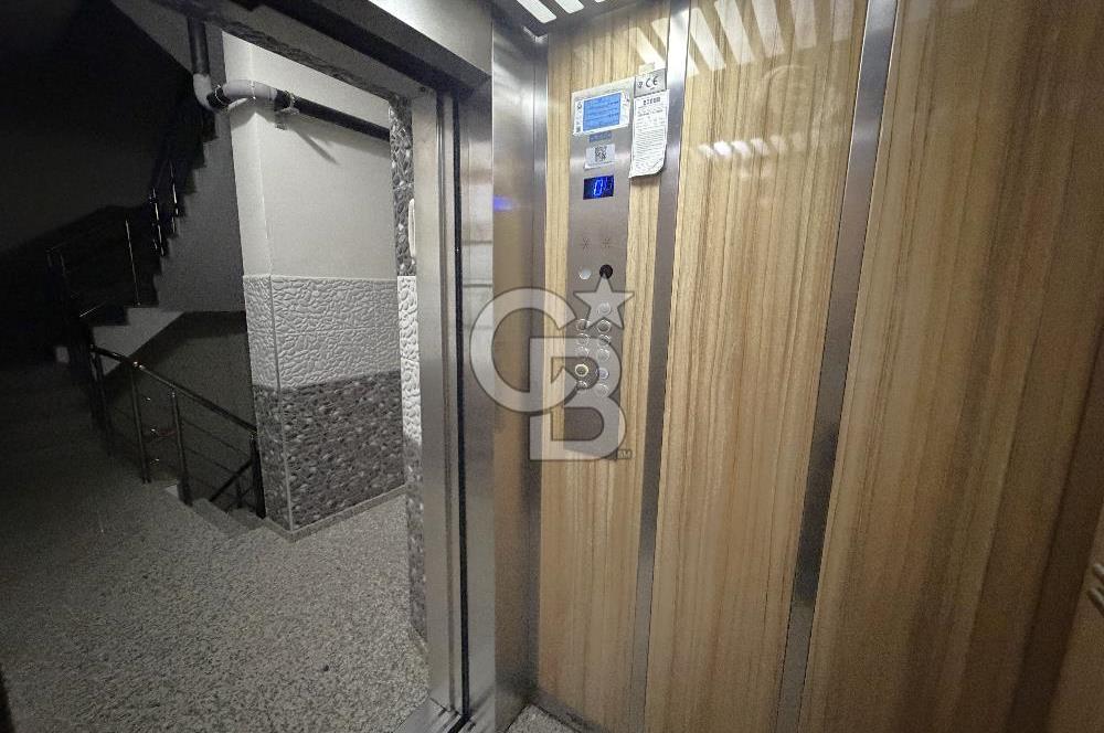 BORNOVA MERKEZDE 1+1 K. MUTFAKLI E. BANYOLU KİRALIK DAİRE