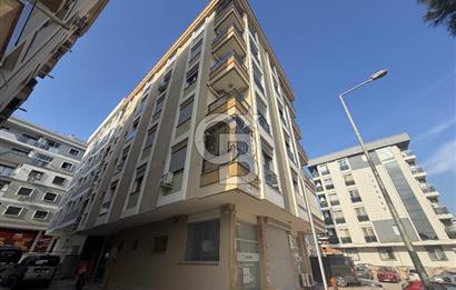 BORNOVA MERKEZDE 1+1 K. MUTFAKLI E. BANYOLU KİRALIK DAİRE