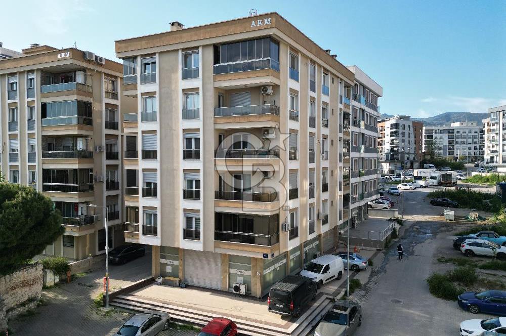 BORNOVA MERKEZDE 1+1 K. MUTFAKLI E. BANYOLU KİRALIK DAİRE