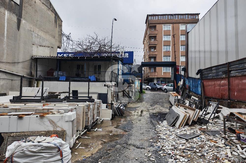 Ferhatpaşada 500 m2, Ofisli, Kapalı Alanlı Devren Kiralık Arsa
