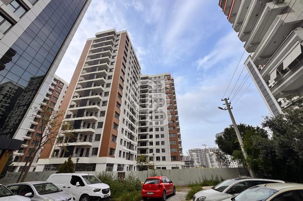 KARŞIYAKA ÖRNEKKÖY YAKACİTY PROJESİNDE  2+1 FIRSAT SATILIK DAİRE 