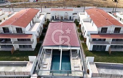Ayvalık Altınova Sayfiye Sitesi İçerisinde Havuzlu Geniş 3+1 Daire