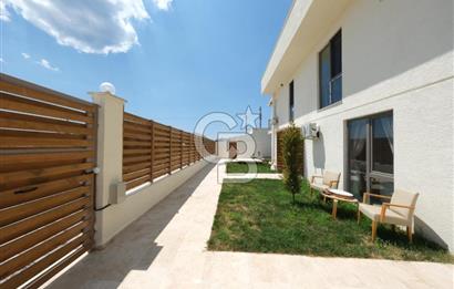 Ayvalık Altınova Sayfiye Sitesi İçerisinde Havuzlu Geniş 3+1 Daire