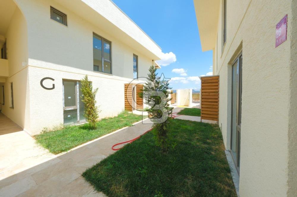 Ayvalık Altınova Sayfiye Sitesi İçerisinde Havuzlu Geniş 3+1 Daire