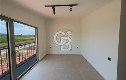 Ayvalık Altınova Sayfiye Sitesi İçerisinde Havuzlu Geniş 3+1 Daire