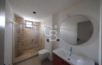 Ayvalık Altınova Sayfiye Sitesi İçerisinde Havuzlu Geniş 3+1 Daire