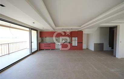 Ayvalık Altınova Sayfiye Sitesi İçerisinde Havuzlu Geniş 3+1 Daire
