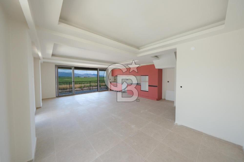 Ayvalık Altınova Sayfiye Sitesi İçerisinde Havuzlu Geniş 3+1 Daire