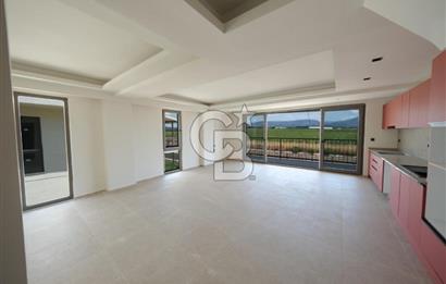 Ayvalık Altınova Sayfiye Sitesi İçerisinde Havuzlu Geniş 3+1 Daire