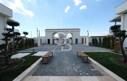 Ayvalık Altınova Sayfiye Sitesi İçerisinde Havuzlu Geniş 3+1 Daire