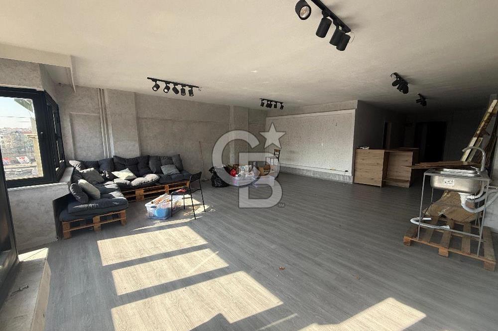KADIKÖY BELEDİYESİ ' NİN TAM KARŞISINDA FIRSAT KİRALIK OFİS