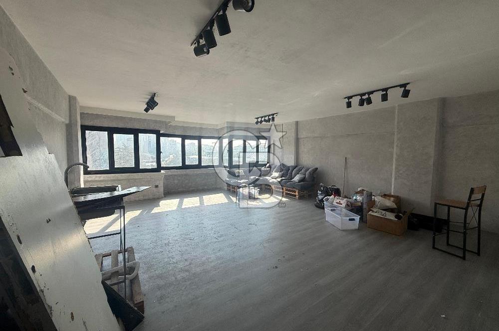 KADIKÖY BELEDİYESİ ' NİN TAM KARŞISINDA FIRSAT KİRALIK OFİS