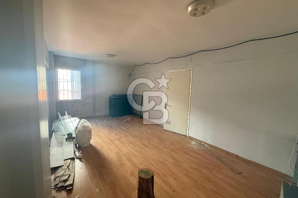 KADIKÖY BELEDİYESİ ' NİN TAM KARŞISINDA FIRSAT KİRALIK OFİS