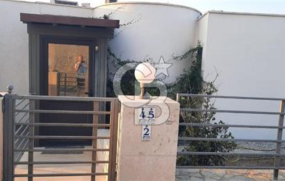 1312588302 BODRUM GÜMÜŞLÜKTE KİRALIK DENİZ MANZARALI DUBLEX LÜKS VİLLA 