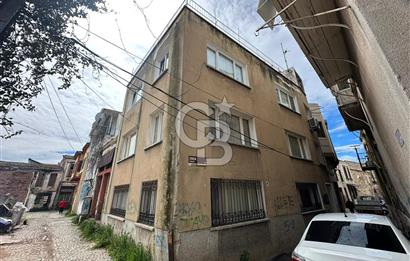 Ayvalık Merkez Köşe Konum 3 Katlı Teraslı Satılık Bina