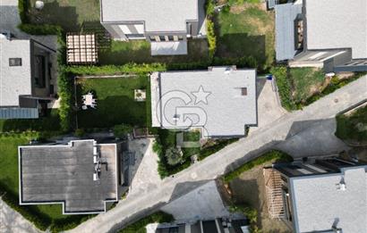 ÇANAKKALE MERKEZ KALE COUNTRY SİTESİ BAHÇELİ 4+2 SATILIK VİLLA