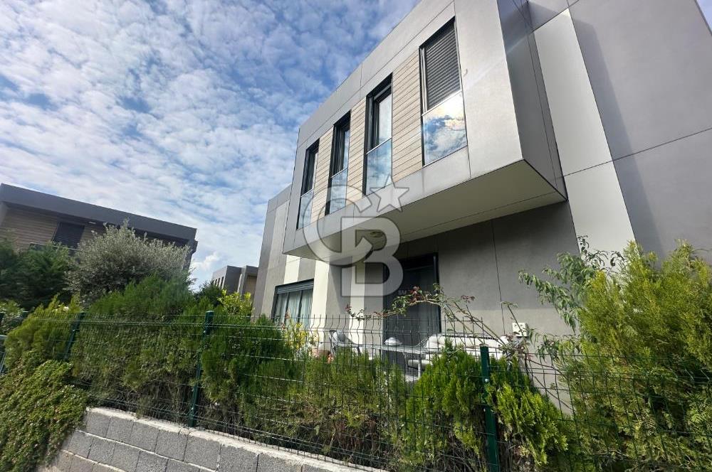 ÇANAKKALE MERKEZ KALE COUNTRY SİTESİ BAHÇELİ 4+2 SATILIK VİLLA