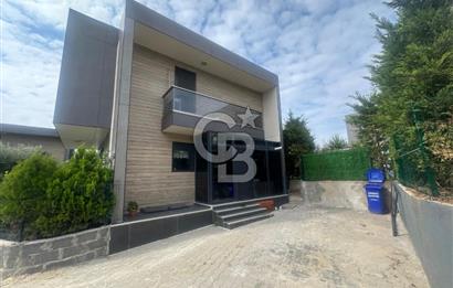 ÇANAKKALE MERKEZ KALE COUNTRY SİTESİ BAHÇELİ 4+2 SATILIK VİLLA