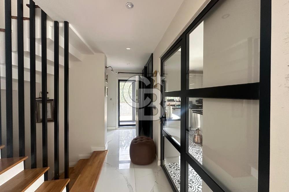 ÇANAKKALE MERKEZ KALE COUNTRY SİTESİ BAHÇELİ 4+2 SATILIK VİLLA