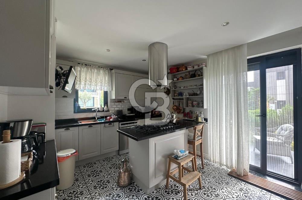 ÇANAKKALE MERKEZ KALE COUNTRY SİTESİ BAHÇELİ 4+2 SATILIK VİLLA