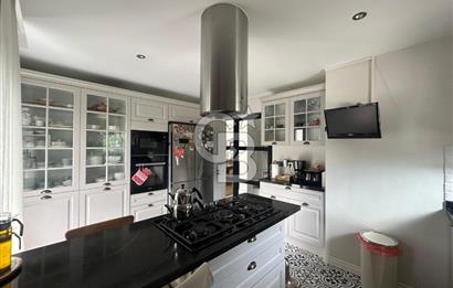 ÇANAKKALE MERKEZ KALE COUNTRY SİTESİ BAHÇELİ 4+2 SATILIK VİLLA