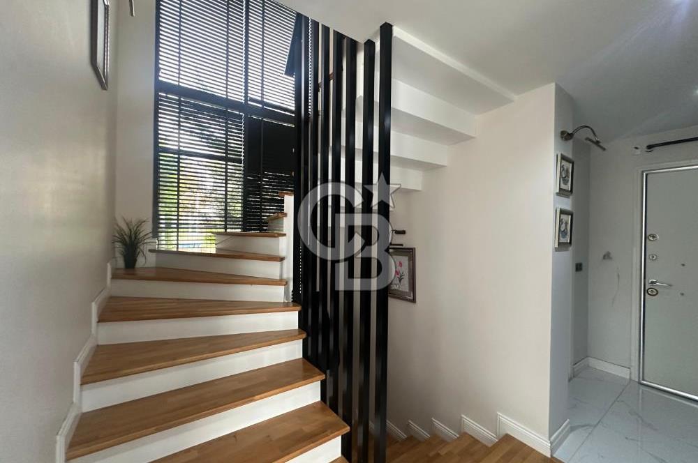 ÇANAKKALE MERKEZ KALE COUNTRY SİTESİ BAHÇELİ 4+2 SATILIK VİLLA