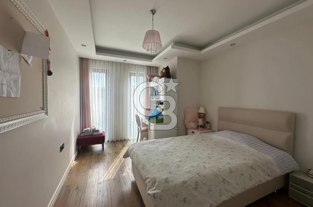 ÇANAKKALE MERKEZ KALE COUNTRY SİTESİ BAHÇELİ 4+2 SATILIK VİLLA