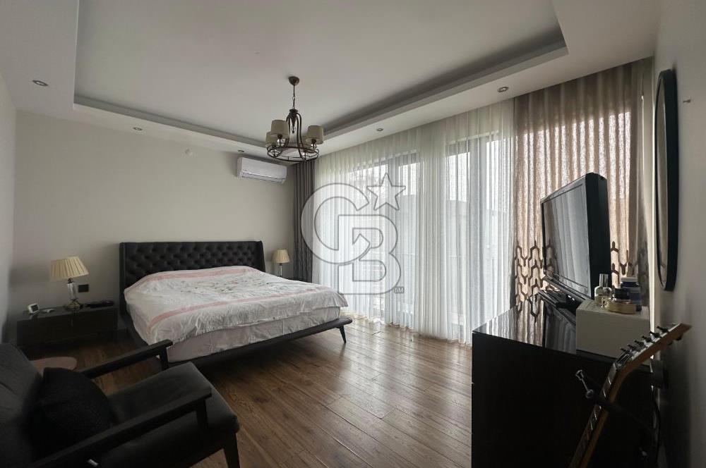 ÇANAKKALE MERKEZ KALE COUNTRY SİTESİ BAHÇELİ 4+2 SATILIK VİLLA