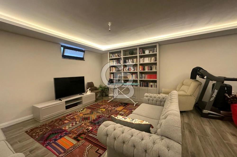 ÇANAKKALE MERKEZ KALE COUNTRY SİTESİ BAHÇELİ 4+2 SATILIK VİLLA