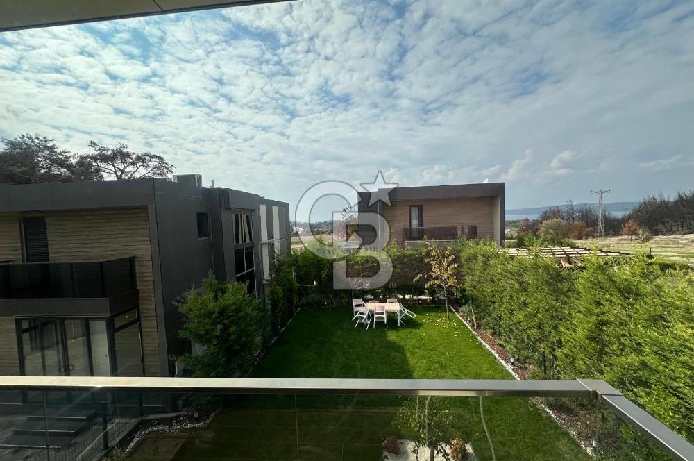ÇANAKKALE MERKEZ KALE COUNTRY SİTESİ BAHÇELİ 4+2 SATILIK VİLLA