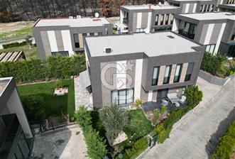 ÇANAKKALE MERKEZ KALE COUNTRY SİTESİ BAHÇELİ 4+2 SATILIK VİLLA - 1 - 345557