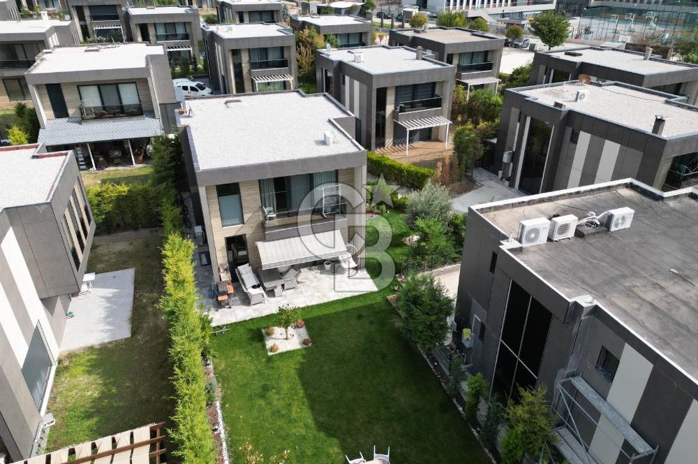 ÇANAKKALE MERKEZ KALE COUNTRY SİTESİ BAHÇELİ 4+2 SATILIK VİLLA