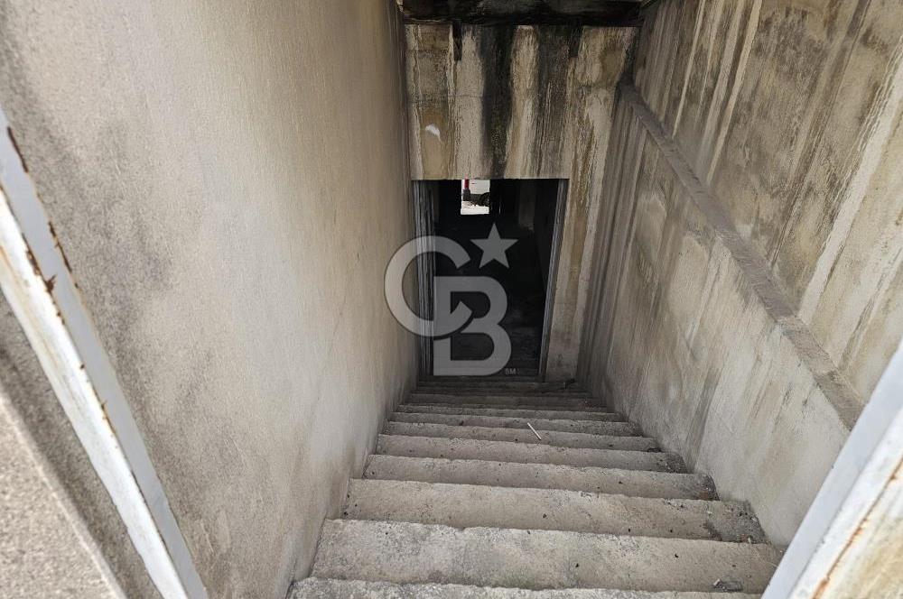 KARABAĞLAR YEŞİLLİK CADDESİ ARKASINDA SATILIK KOMPLE BİNA