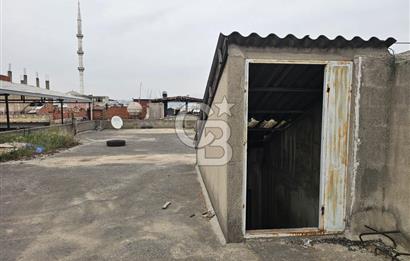 KARABAĞLAR YEŞİLLİK CADDESİ ARKASINDA SATILIK KOMPLE BİNA