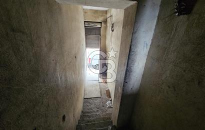 KARABAĞLAR YEŞİLLİK CADDESİ ARKASINDA SATILIK KOMPLE BİNA