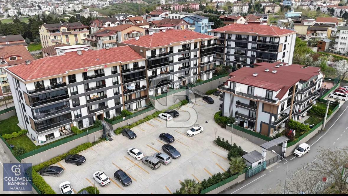 Başiskele Bel. 1 Dk Deniz Man. 3+1 - 145m² Site İçi Ara Kat