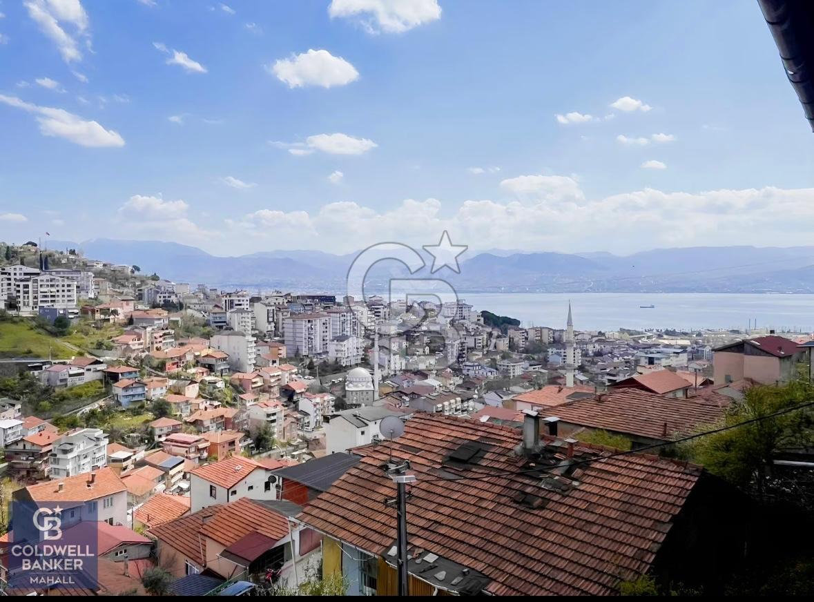 Gültepe Mah.de 2+1 Deniz Manzaralı Satılık Daire