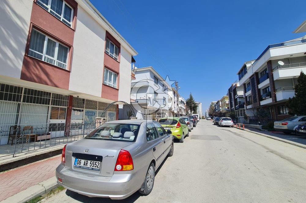 ÇANKAYA İLKADIM MAHALLESİNDE YÜKSEK GİRİŞ GENİŞ KULLANIMLI 2+1