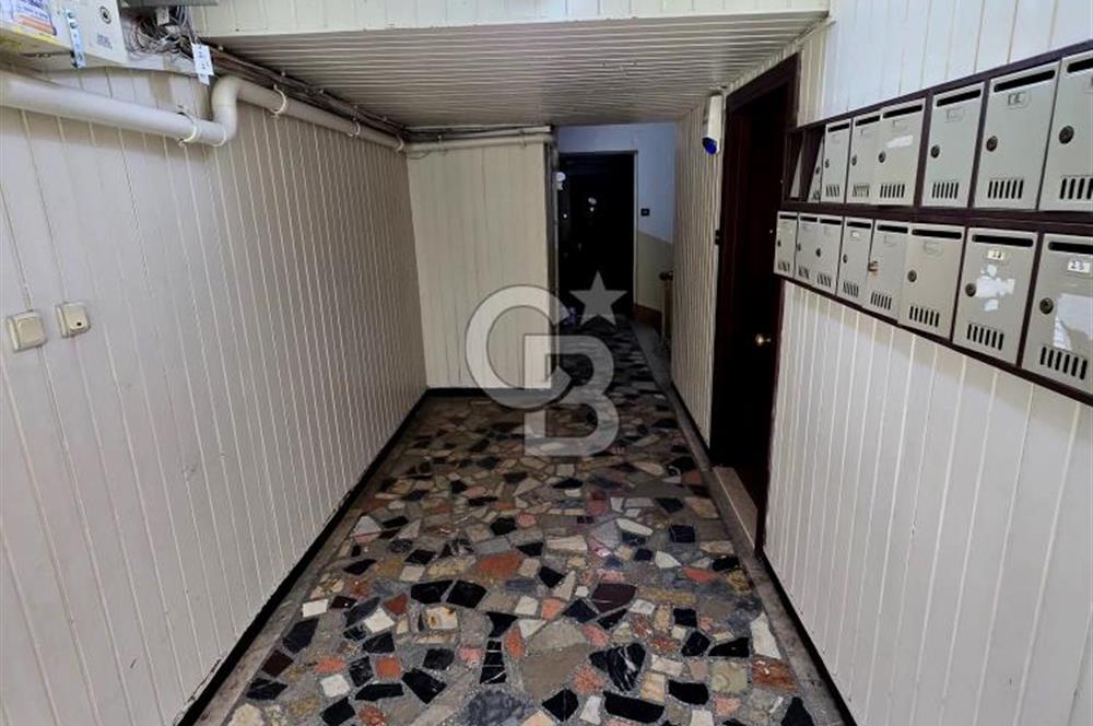 BAKIRKÖY'DE YATIRIMLIK SATILIK DAİRE