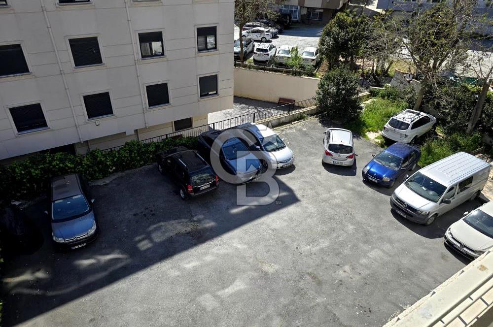 BAKIRKÖY'DE YATIRIMLIK SATILIK DAİRE