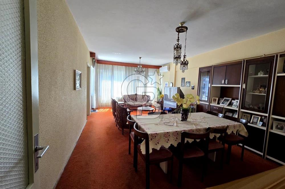 BAKIRKÖY'DE YATIRIMLIK SATILIK DAİRE