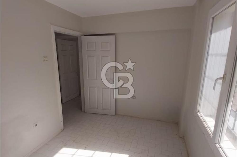 Güzelbahçe Yalı da Cadde Üzeri Satılık Daire Ofis Veya İşyeri