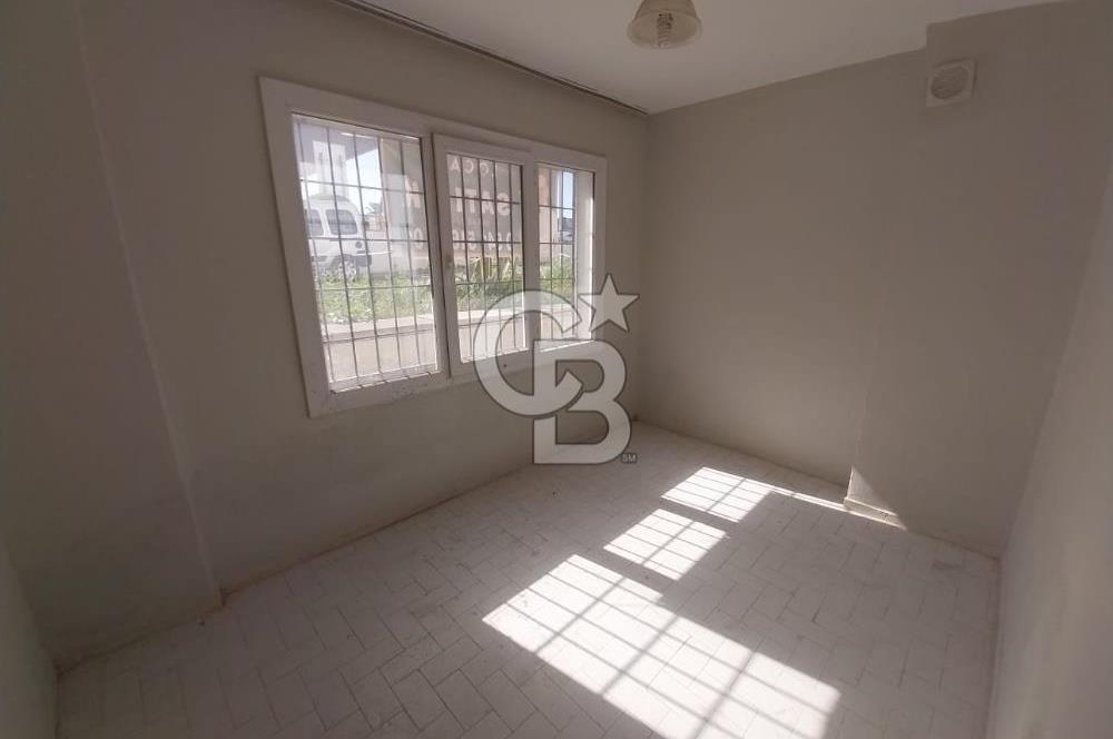 Güzelbahçe Yalı da Cadde Üzeri Satılık Daire Ofis Veya İşyeri