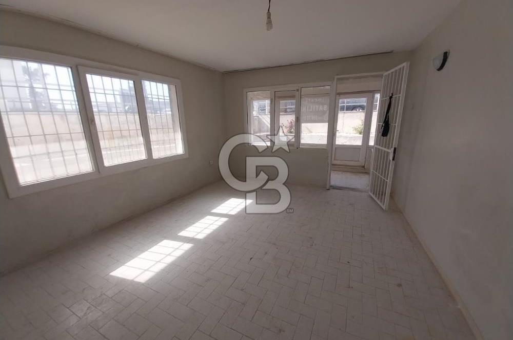 Güzelbahçe Yalı da Cadde Üzeri Satılık Daire Ofis Veya İşyeri