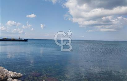 Güzelbahçe Yalı da Cadde Üzeri Satılık Daire Ofis Veya İşyeri