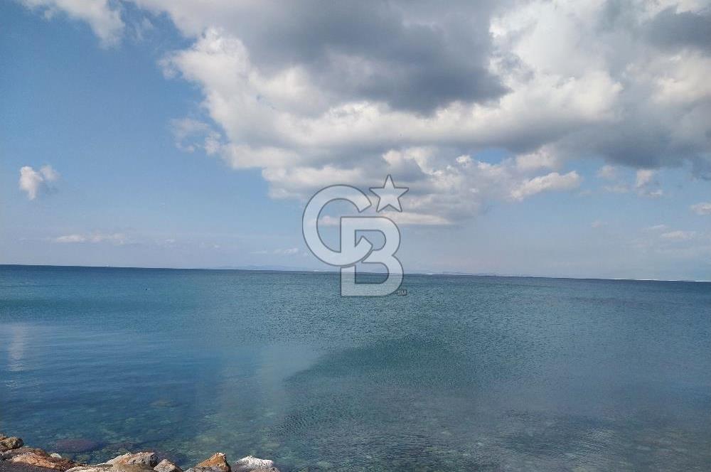 Güzelbahçe Yalı da Cadde Üzeri Satılık Daire Ofis Veya İşyeri