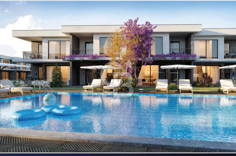 Ayvalık Altınova'da Havuzlu Sitede 2+1 Satılık Villa 