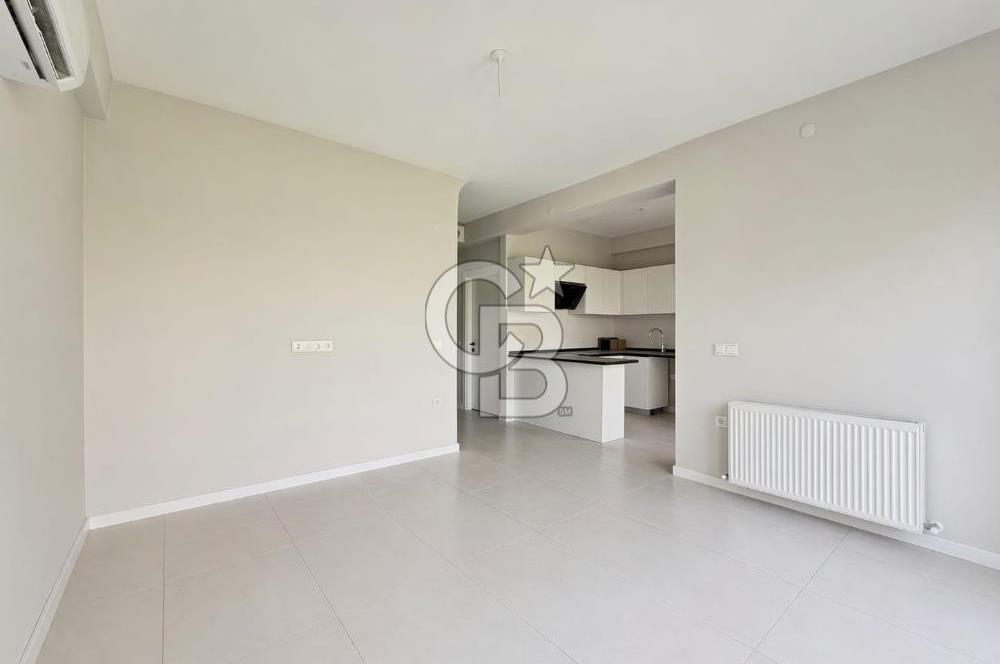 Ayvalık Altınova'da Havuzlu Sitede 2+1 Satılık Villa 